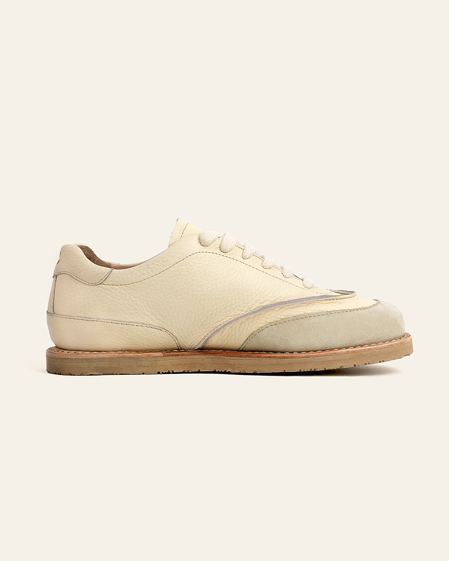 The Odessa in crème, right profile